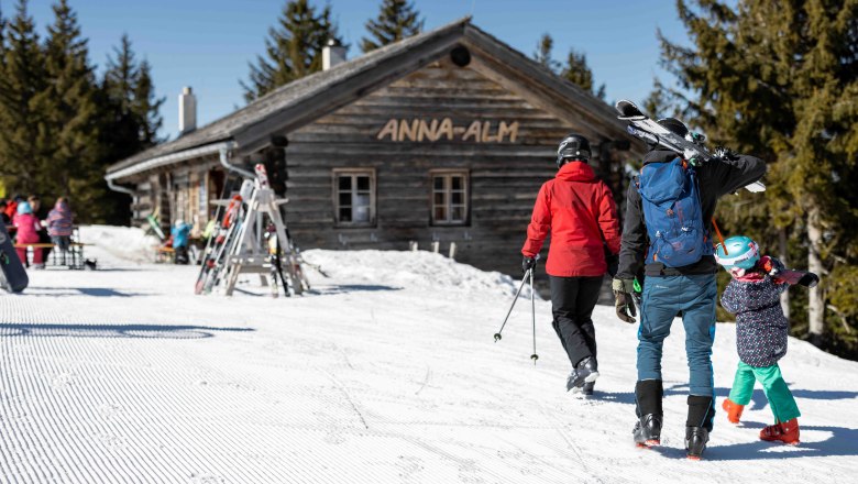 Anna Alm, © jollyschwarz.com / heldenderfreizeit.com