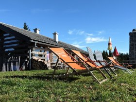 Die Sonne auf der Anna-Alm genießen, © Annaberger Lifte